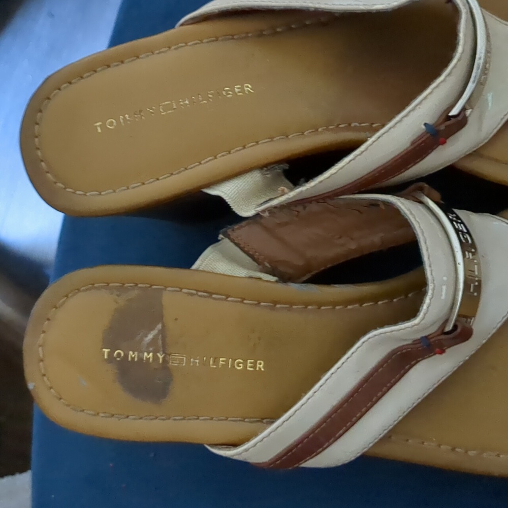 Women sandals